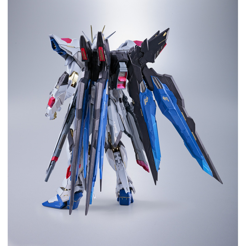 ロボット BANDAI L BUILD STRIKE FREEDOM GUNDAM Amazon.com: Bandai Block Loss Mighty Strike Freedom Gundam : Toys
