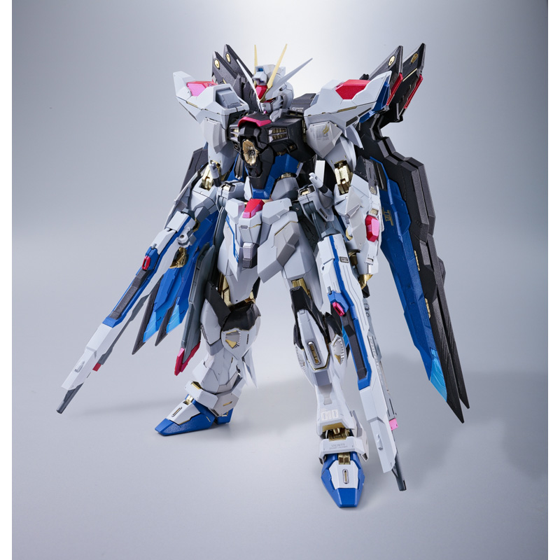ロボット BANDAI L BUILD STRIKE FREEDOM GUNDAM Amazon.com: Bandai Block Loss Mighty Strike Freedom Gundam : Toys