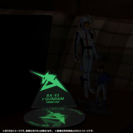 Mobile Suit Gundam Char's Counterattack Light-Storing Series Acrylic ...