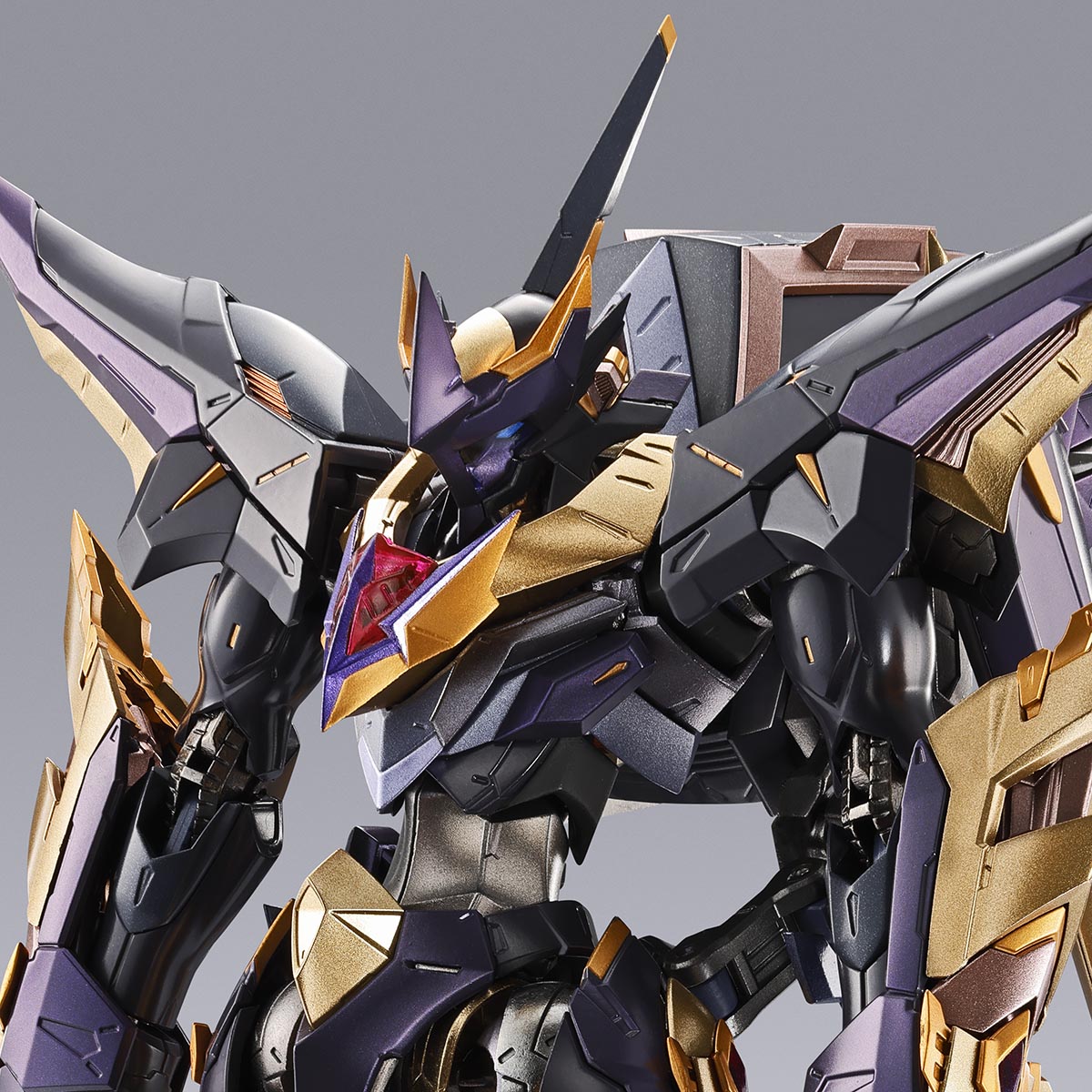 METAL BUILD DRAGON SCALE LANCELOT ALBION ZERO