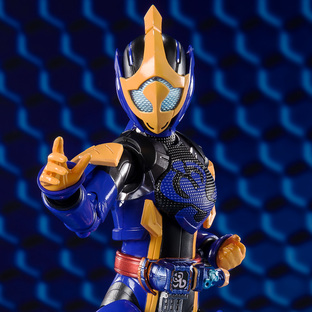 S.H.Figuarts KAMEN RIDER JEANNE COBRA GENOME & LOVEKOV KUJAKU GENOME