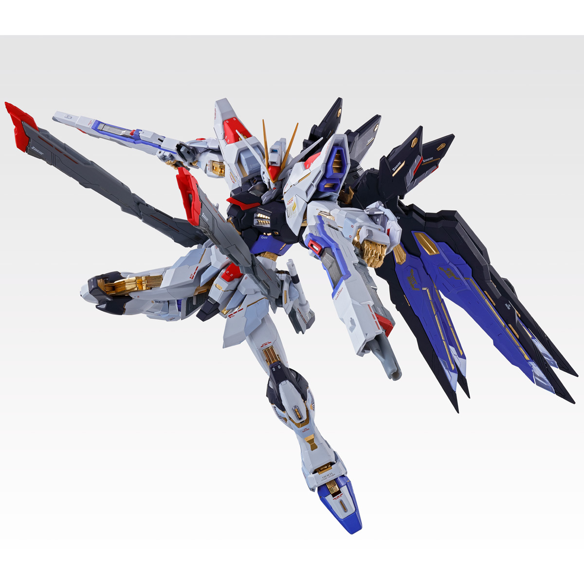 metal robot strike freedom gundam