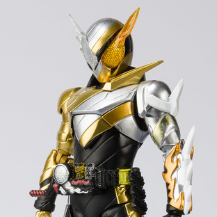 S.H.Figuarts KAMEN RIDER BUILD TRIAL FORM RABBITDRAGON