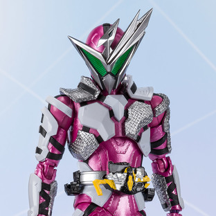 S.H.Figuarts KAMEN RIDER JIN FLYING FALCON