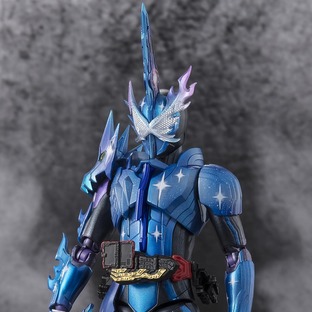 S.H.Figuarts KAMEN RIDER XROSS SABER