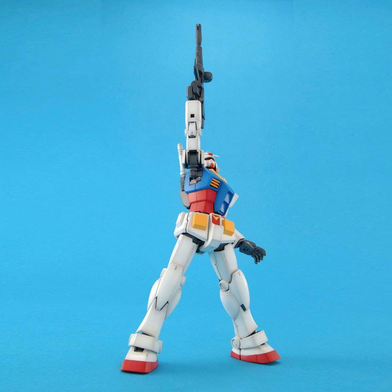 MG 1/100 GUNDAM RX-78-2 ver.2.0 | GUNDAM | PREMIUM BANDAI