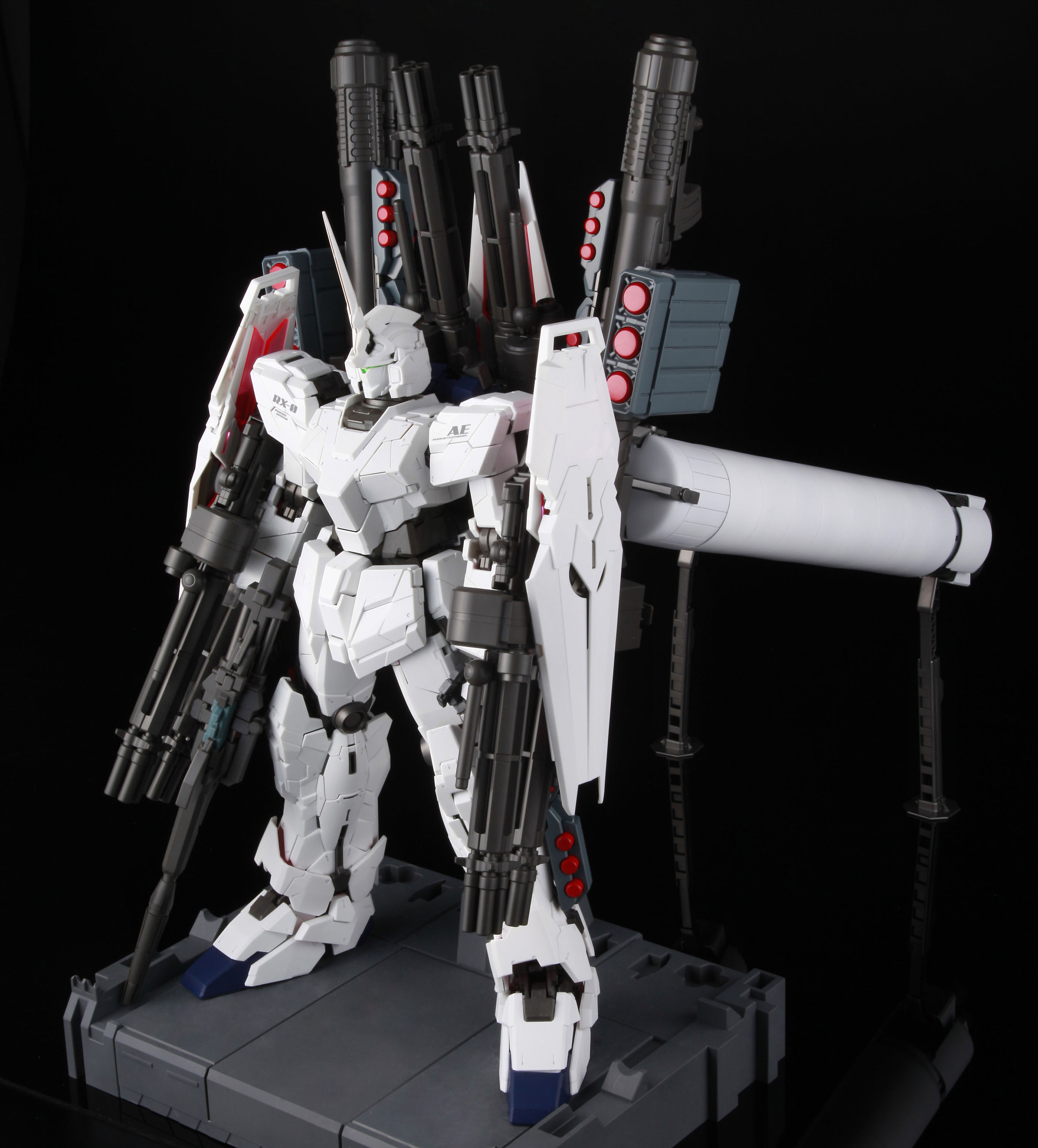Pg 1 60 Full Armor Expansion Unit For Unicorn Gundam Sep Delivery Gundam Premium Bandai Usa Online Store For Action Figures Model Kits Toys And More