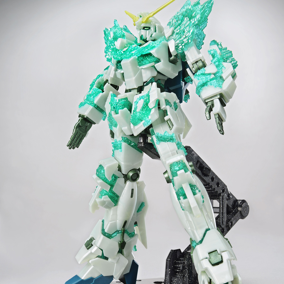 hg gundam base limited unicorn