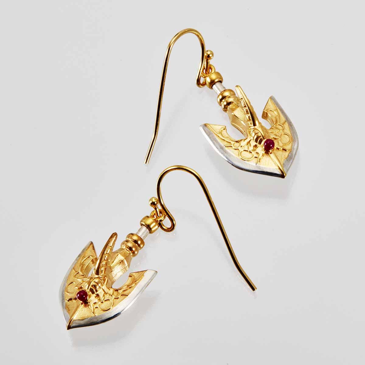 The Golden Arrow Earrings —JoJo's Bizarre Adventure: Golden Wind | JOJO ...