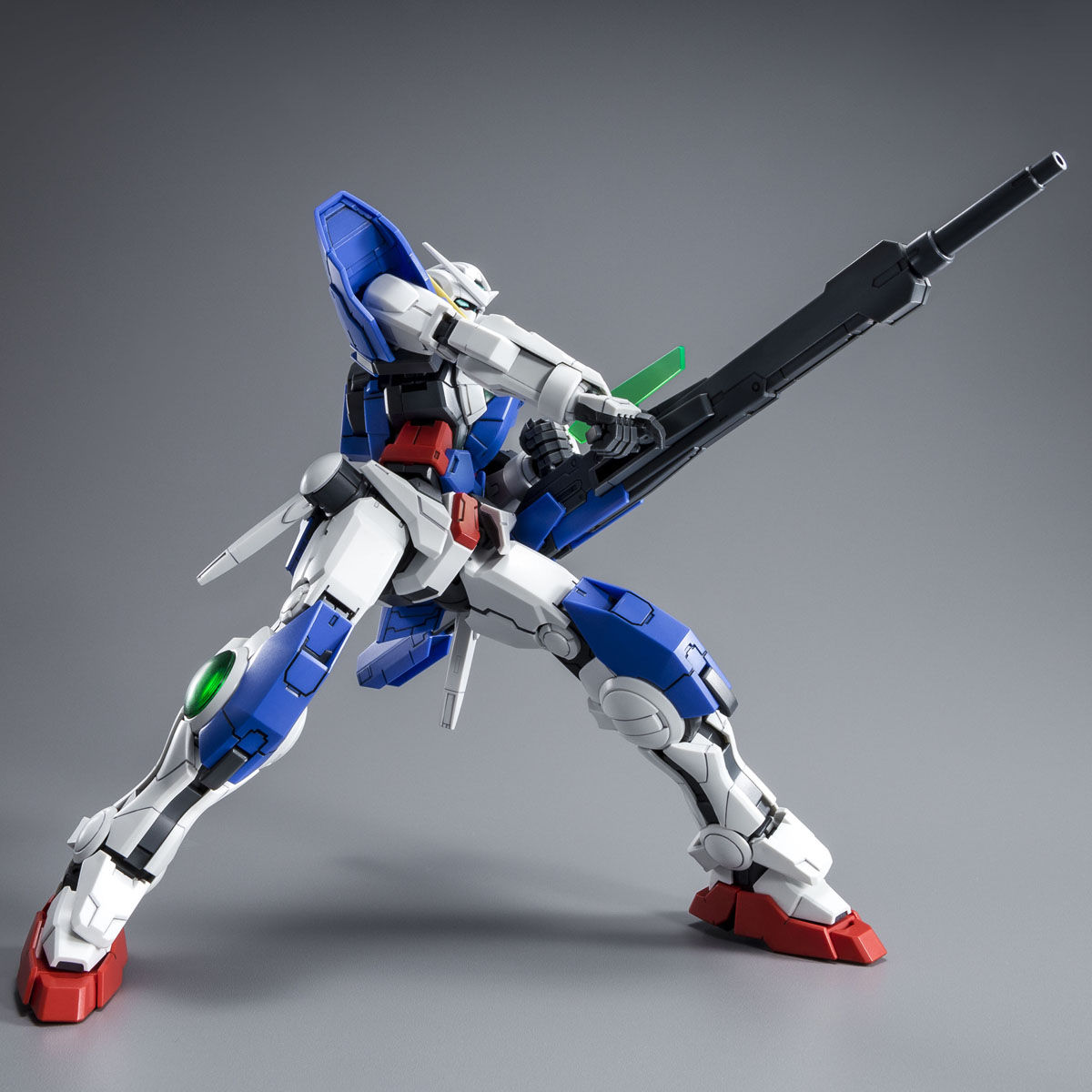 Premium Bandai MG 1/100 GUNDAM EXIA REPAIR III Gundam 00V Plastic Model Kit