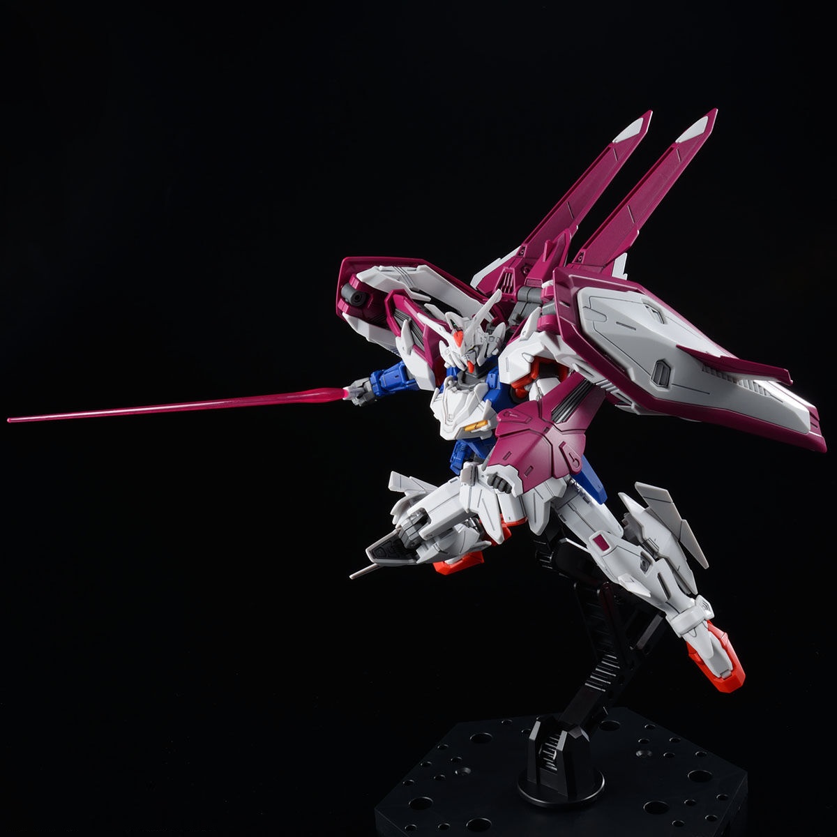 DETAILS - PREMIUM BANDAI | GUNDAM.INFO