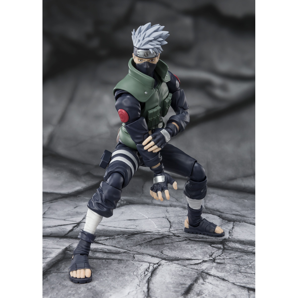 S.H.Figuarts HATAKE KAKASHI -The famed Sharingan Hero- | NARUTO ...