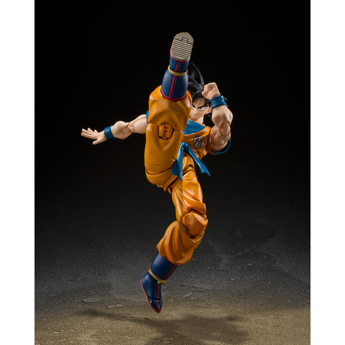 S.H. Figuarts Son Goku Super Hero Figure (Dragon Ball Super: Super Hero)