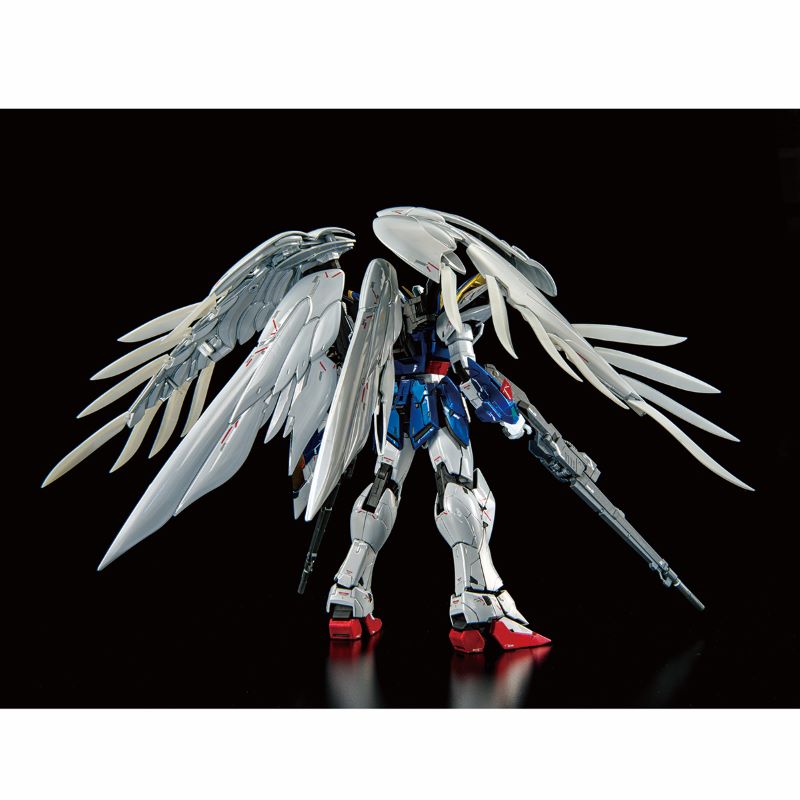 MG 1/100 THE GUNDAM BASE LIMITED WING GUNDAM ZERO EW Ver.Ka