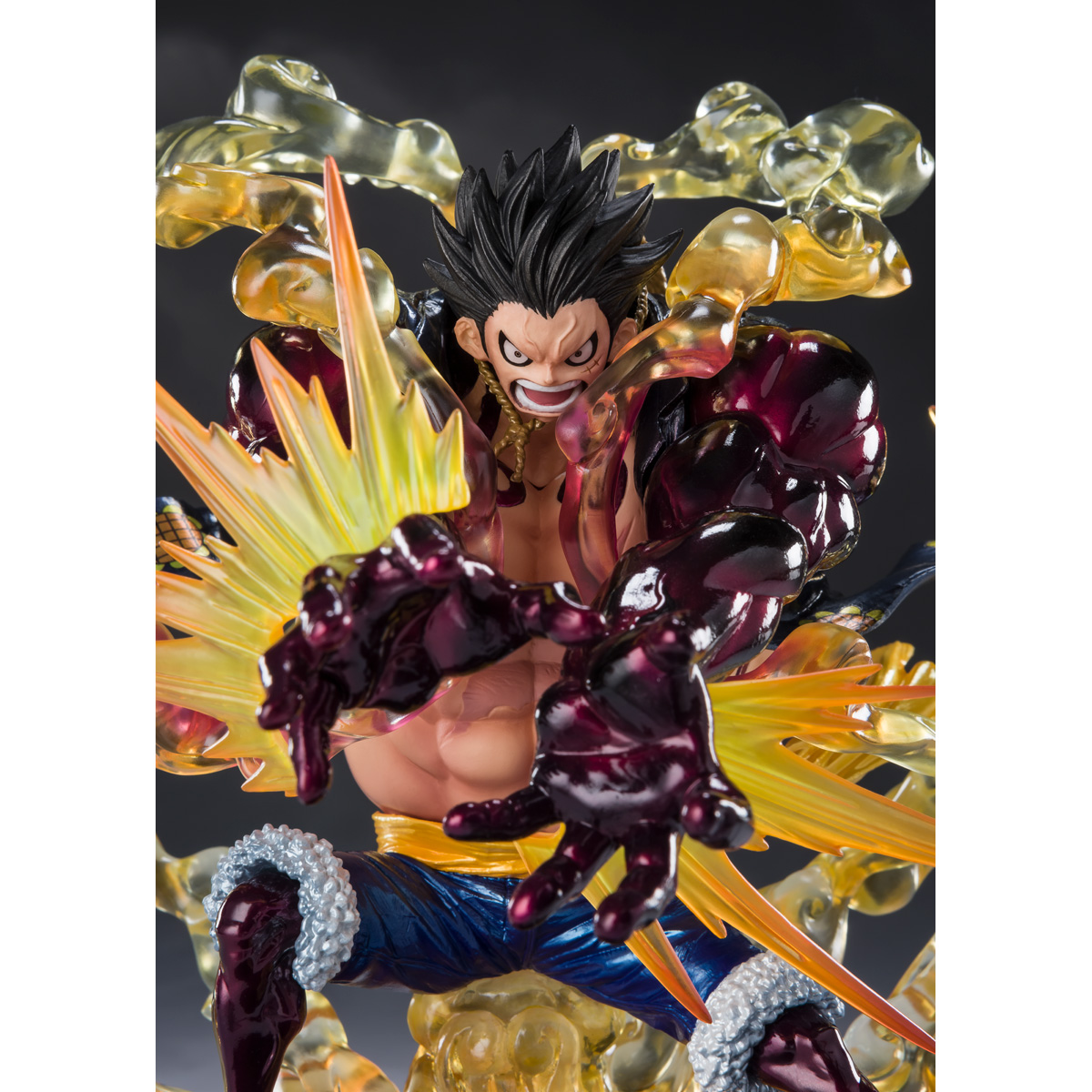 Luffy One Piece Gold Action Figure