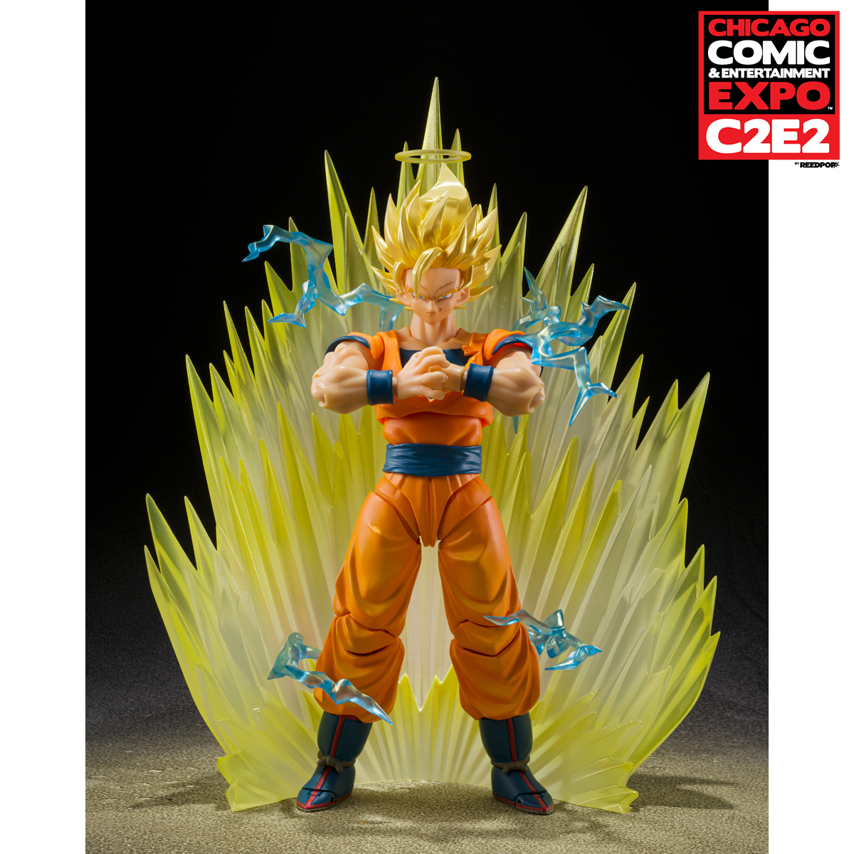 Son Goku Super Sayajin, attack position, full body