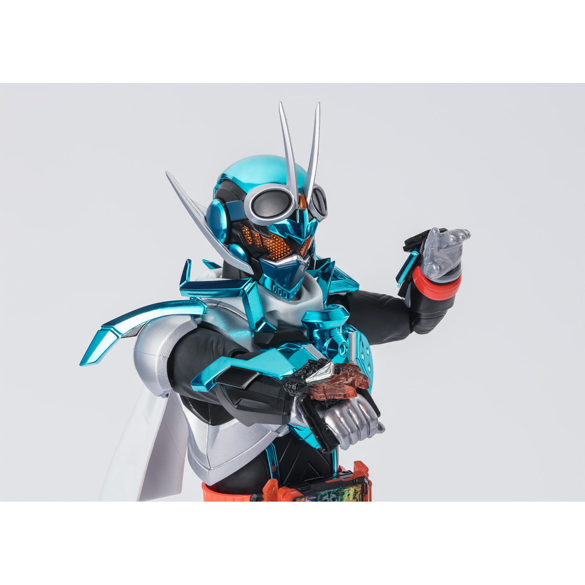 S.H.Figuarts KAMEN RIDER MAJADE SUNUNICORN | Kamen Rider