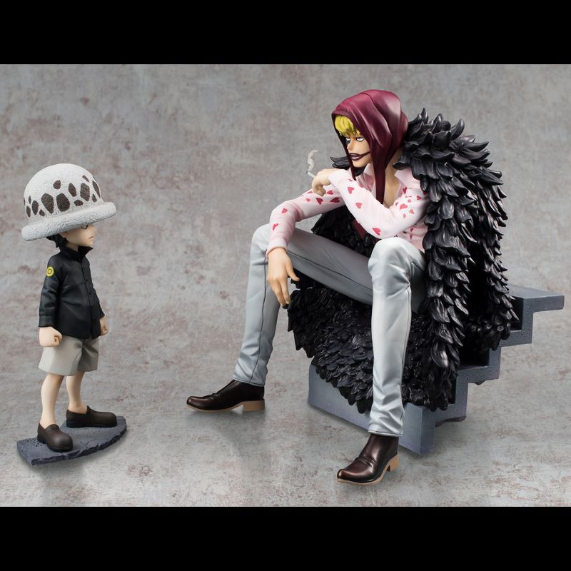 One Piece Corazon with Law Staue Resin Warhead studio 10cm