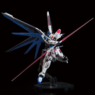 Full Mechanics 1/100 Gundam Base Limited Freedom Ver.GCP – GUNJAP