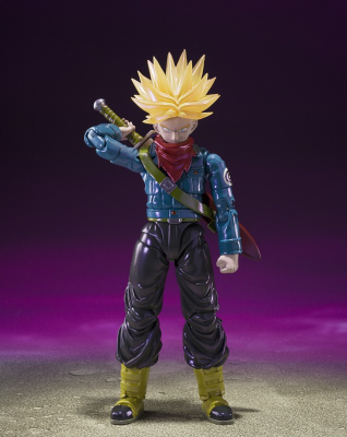 Future Trunks Figure